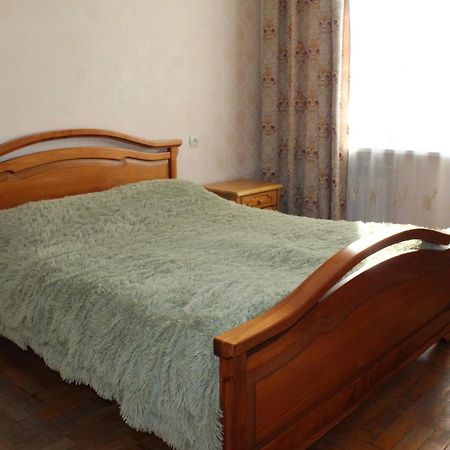 Вид На Арарат Erivan Exterior foto