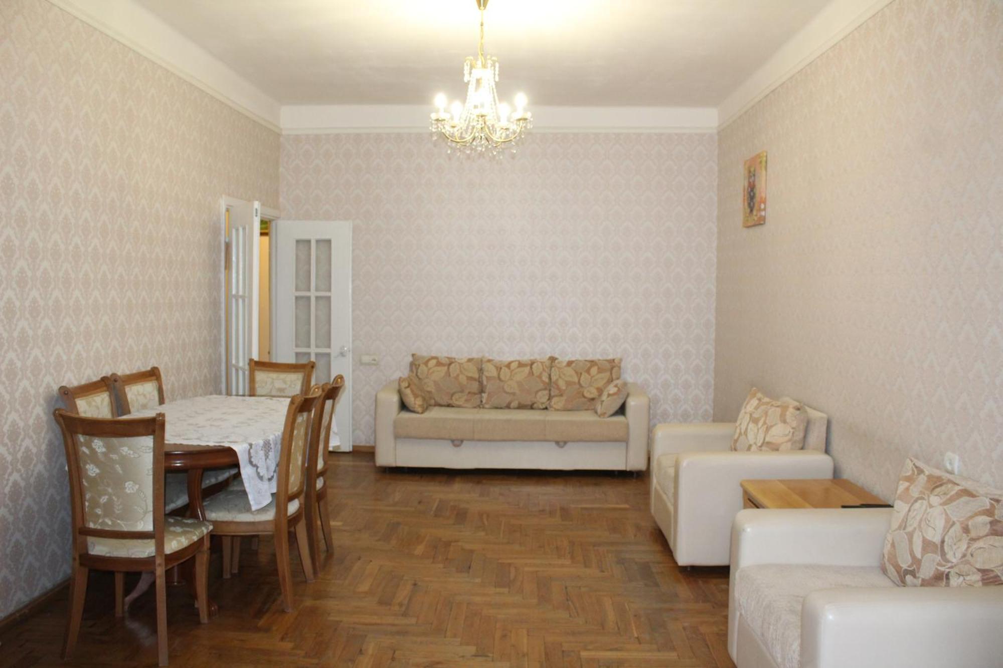 Вид На Арарат Erivan Exterior foto